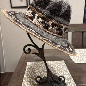 Vintage Handwoven Peruvian 100% Alpaca Wool Hat